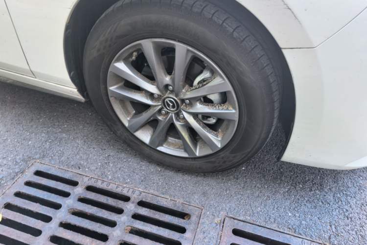 Used Mazda 3 Axela 2023 2.0L Automatic Zhiqing Edition Right Front Wheel Hub