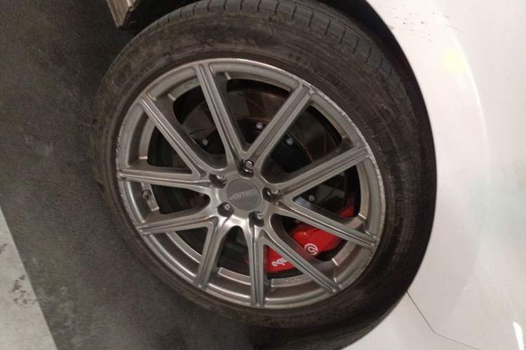 Used Mazda 3 Axela 2023 2.0L Automatic Zhiqing Edition Right Front Wheel Hub