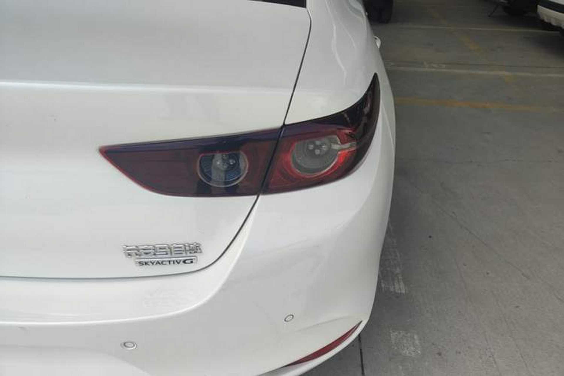 Used Mazda 3 Axela 2023 2.0L Automatic ZhiXuan Edition Right Rear Taillight