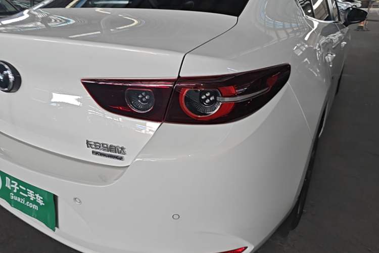 Used Mazda 3 Axela 2023 2.0L Automatic Zhiya Edition Right Rear Taillight