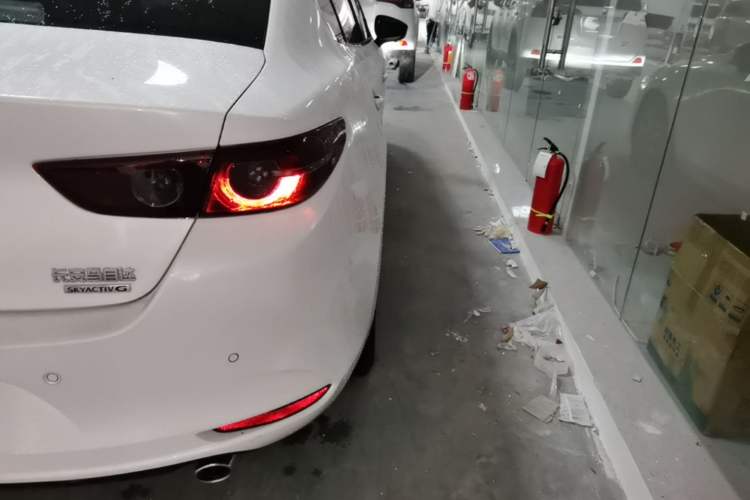Used Mazda 3 Axela 2023 2.0L Automatic Zhiqing Edition Right Rear Taillight