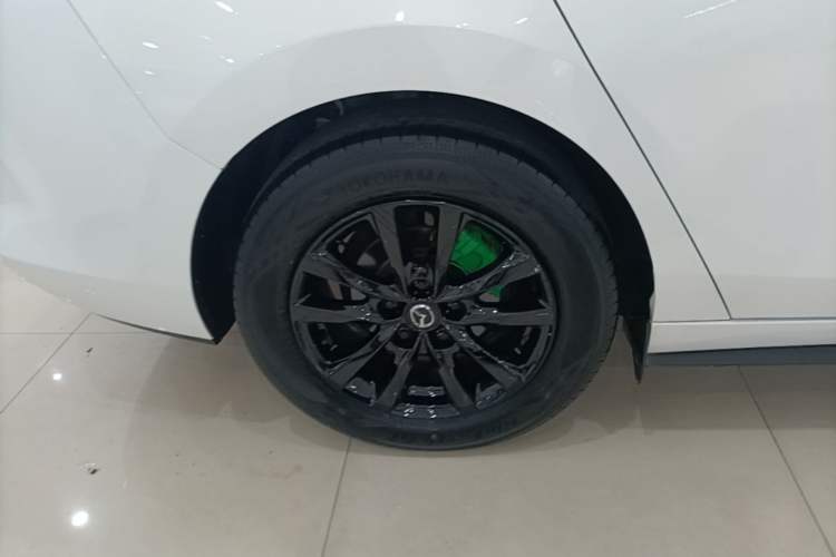 Used Mazda 3 Axela 2023 2.0L Automatic Zhiqing Edition Right Rear Wheel Hub