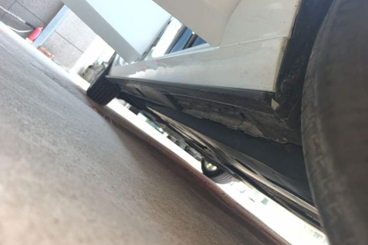 Used Mazda 3 Axela 2023 2.0L Automatic ZhiZhen Edition Right Side Sill