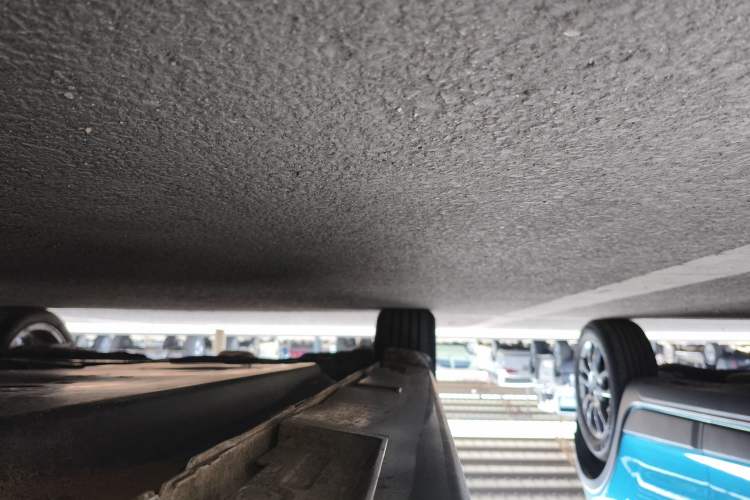 Used Mazda 3 Axela 2023 2.0L Automatic ZhiXuan Edition Right Side Sill
