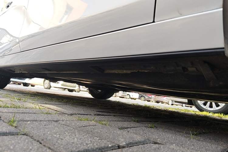 Used Mazda 3 Axela 2023 2.0L Automatic Zhiqing Edition Right Side Sill