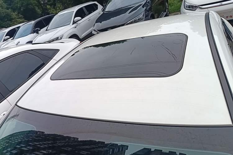 Used Mazda 3 Axela 2023 2.0L Automatic ZhiXuan Edition Roof