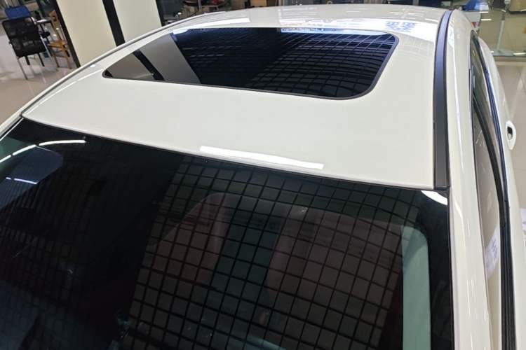 Used Mazda 3 Axela 2023 2.0L Automatic ZhiXuan Edition Roof