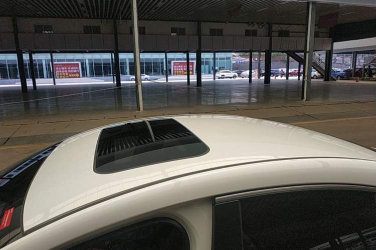 Used Mazda 3 Axela 2023 2.0L Automatic ZhiZhen Edition Roof