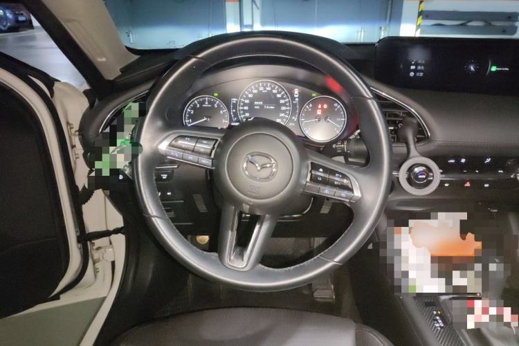 Used Mazda 3 Axela 2023 2.0L Automatic ZhiZhen Edition Steering Wheel