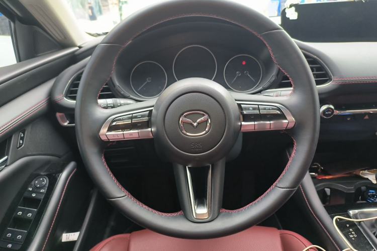 Used Mazda 3 Axela 2023 2.0L Automatic ZhiZhen Edition Steering Wheel
