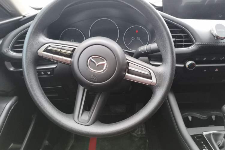 Used Mazda 3 Axela 2023 2.0L Automatic Zhiqing Edition Steering Wheel