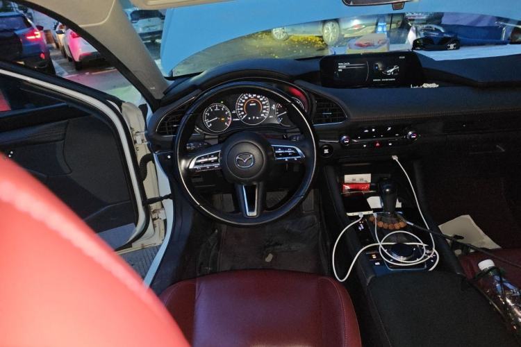 Used Mazda 3 Axela 2023 2.0L Automatic ZhiZhen Edition Steering Wheel