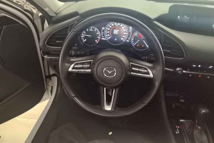 Used Mazda 3 Axela 2023 2.0L Automatic ZhiXuan Edition Steering Wheel