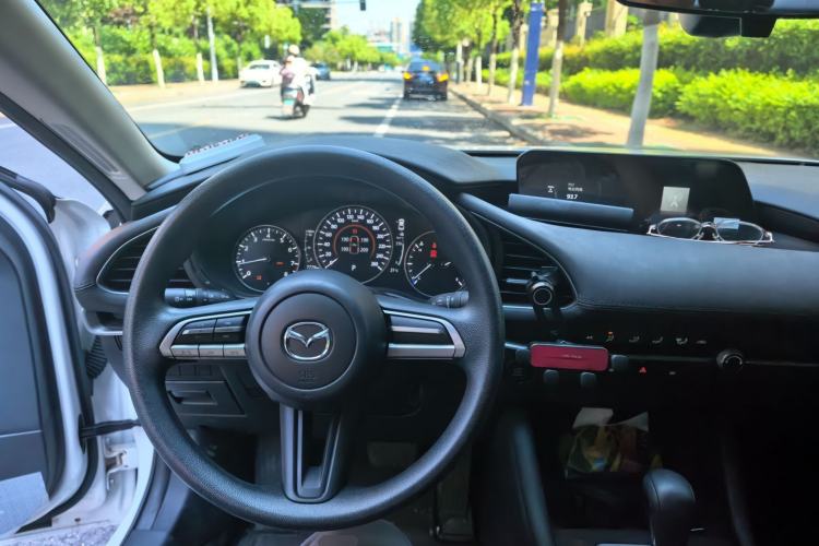 Used Mazda 3 Axela 2023 2.0L Automatic Zhiqing Edition Steering Wheel