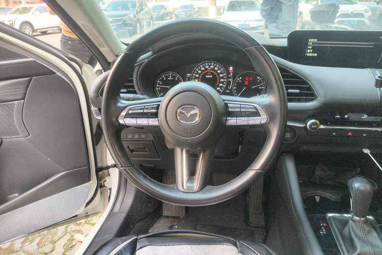 Used Mazda 3 Axela 2023 2.0L Automatic Zhiyao Edition Steering Wheel