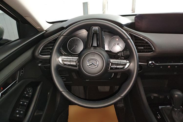 Used Mazda 3 Axela 2023 2.0L Automatic Zhiqing Edition Steering Wheel