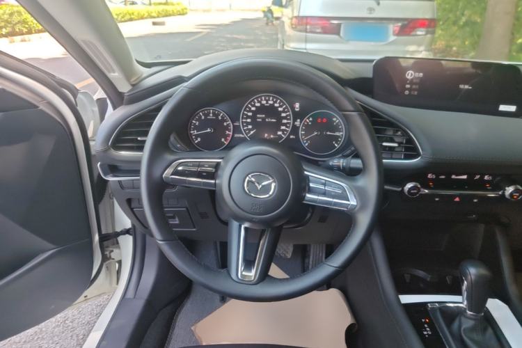 Used Mazda 3 Axela 2023 2.0L Automatic Zhiya Edition Steering Wheel