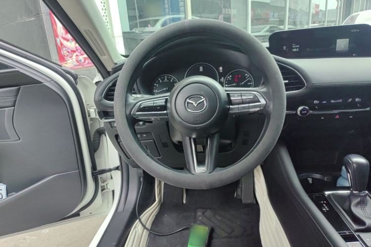 Used Mazda 3 Axela 2023 2.0L Automatic ZhiZhen Edition Steering Wheel