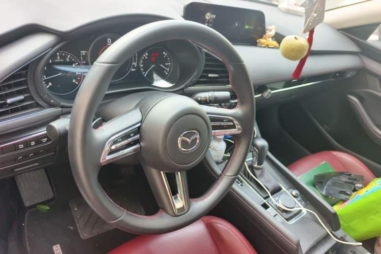 Used Mazda 3 Axela 2023 2.0L Automatic Zhiyao Edition Steering Wheel