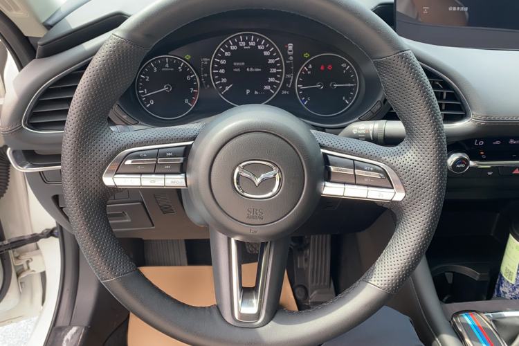 Used Mazda 3 Axela 2023 2.0L Automatic ZhiXuan Edition Steering Wheel