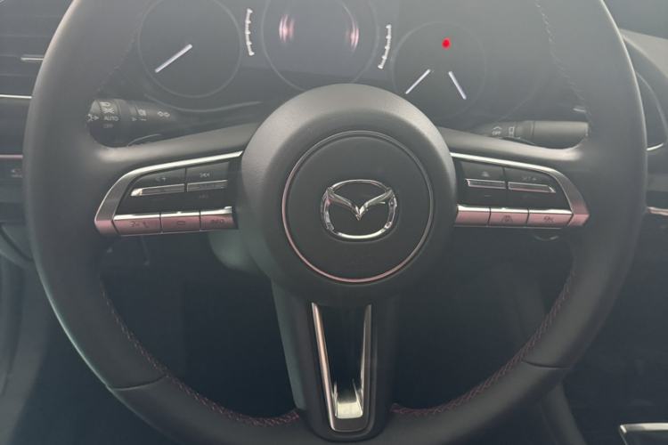 Used Mazda 3 Axela 2023 2.0L Automatic ZhiZun Edition Steering Wheel