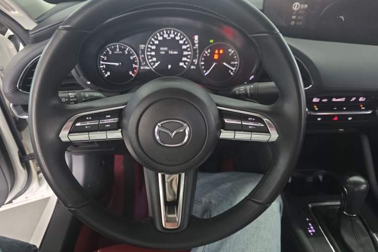 Used Mazda 3 Axela 2023 2.0L Automatic Zhiya Edition Steering Wheel