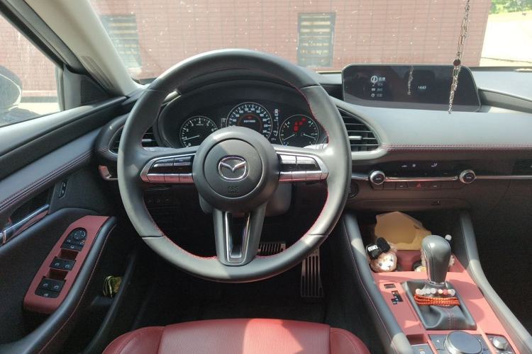Used Mazda 3 Axela 2023 2.0L Automatic ZhiZhen Edition Steering Wheel