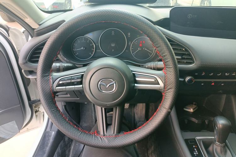 Used Mazda 3 Axela 2023 2.0L Automatic Zhiqing Edition Steering Wheel