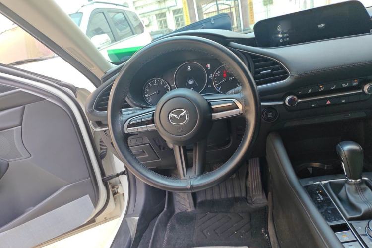 Used Mazda 3 Axela 2023 2.0L Automatic Zhiqing Edition Steering Wheel