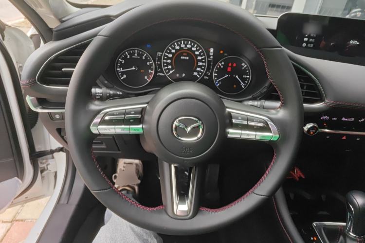 Used Mazda 3 Axela 2023 2.0L Automatic ZhiZhen Edition Steering Wheel