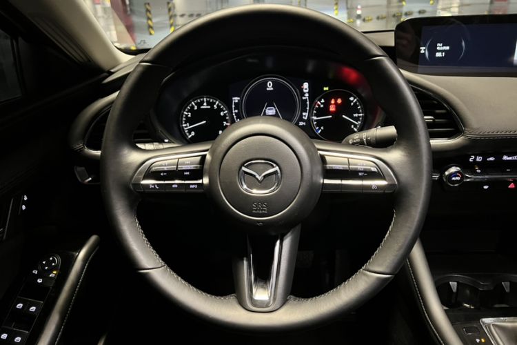 Used Mazda 3 Axela 2023 2.0L Automatic ZhiXuan Edition Steering Wheel