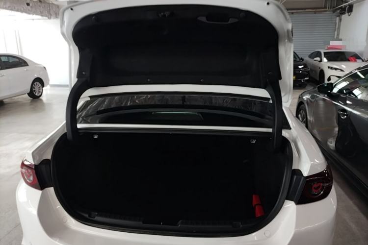 Used Mazda 3 Axela 2023 2.0L Automatic Zhiya Edition Trunk