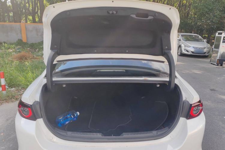 Used Mazda 3 Axela 2023 2.0L Automatic ZhiZhen Edition Trunk