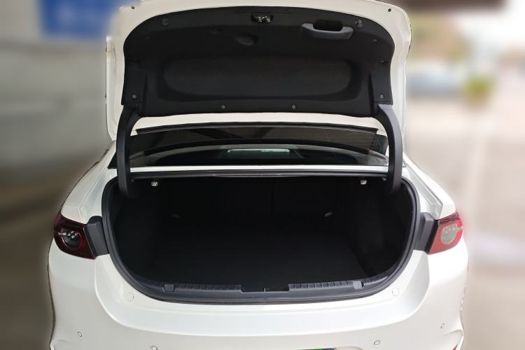 Used Mazda 3 Axela 2023 2.0L Automatic Zhiqing Edition Trunk