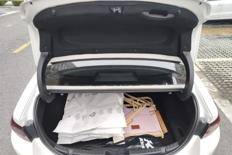 Used Mazda 3 Axela 2023 2.0L Automatic ZhiZhen Edition Trunk