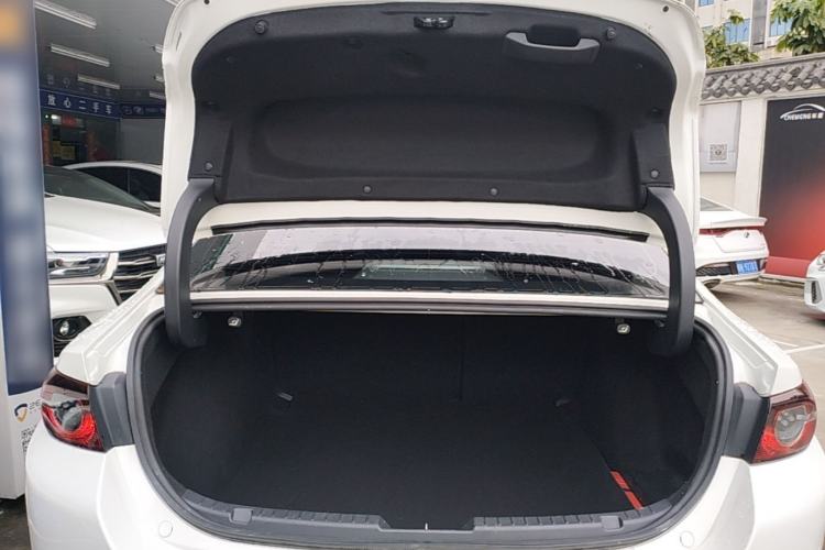 Used Mazda 3 Axela 2023 2.0L Automatic Zhiqing Edition Trunk