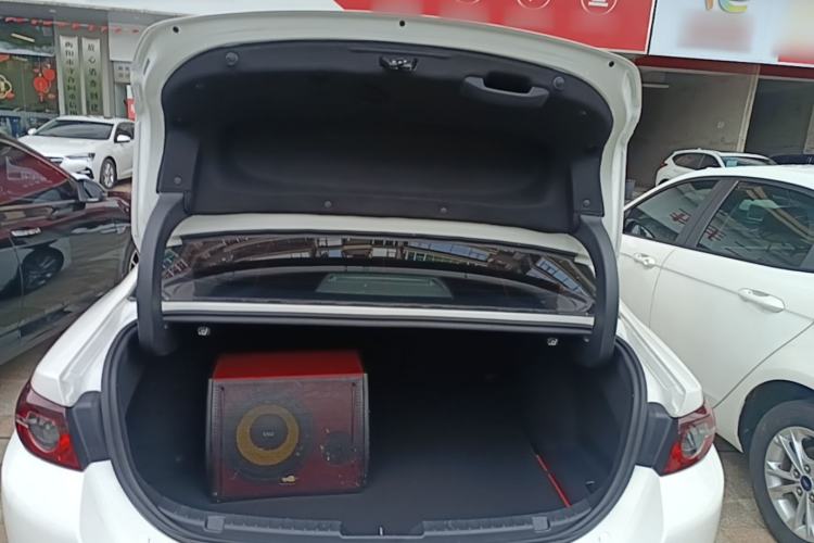 Used Mazda 3 Axela 2023 2.0L Automatic ZhiXuan Edition Trunk