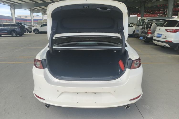 Used Mazda 3 Axela 2023 2.0L Automatic ZhiXuan Edition Trunk