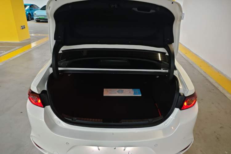 Used Mazda 3 Axela 2023 2.0L Automatic Zhiya Edition Trunk