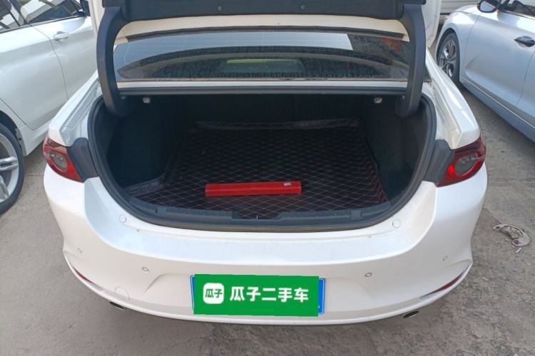 Used Mazda 3 Axela 2023 2.0L Automatic Zhiqing Edition Trunk