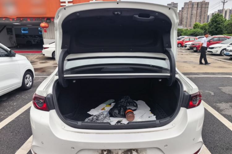 Used Mazda 3 Axela 2023 2.0L Automatic Zhiqing Edition Trunk