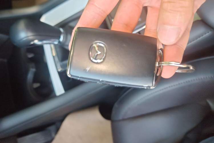 Used Mazda 3 Axela 2023 2.0L Automatic Zhiya Edition Vehicle Key