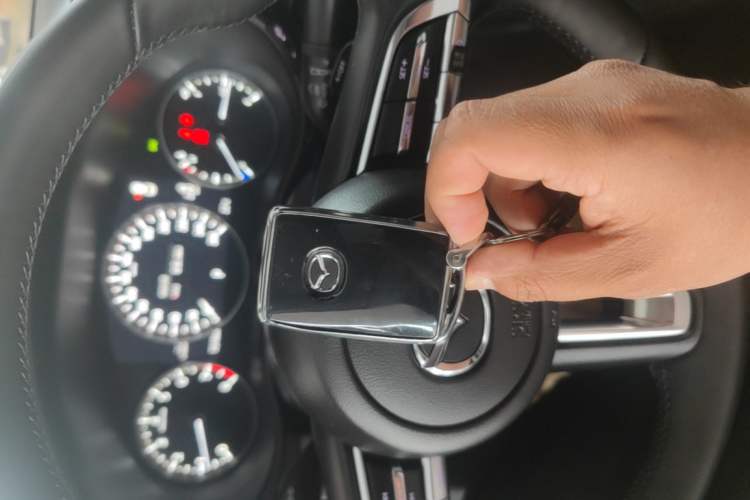 Used Mazda 3 Axela 2023 2.0L Automatic ZhiXuan Edition Vehicle Key