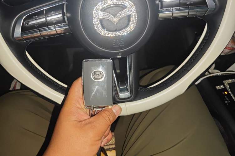 Used Mazda 3 Axela 2023 2.0L Automatic Zhiya Edition Vehicle Key