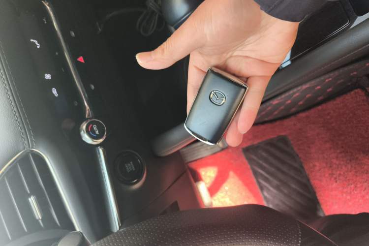 Used Mazda 3 Axela 2023 2.0L Automatic ZhiZhen Edition Vehicle Key