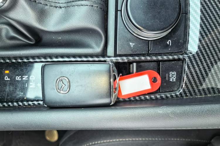 Used Mazda 3 Axela 2023 2.0L Automatic Zhiqing Edition Vehicle Key
