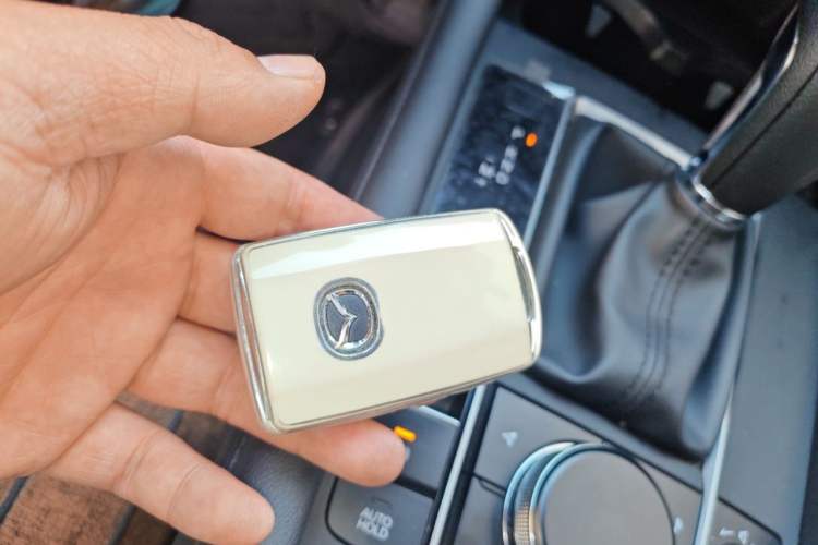 Used Mazda 3 Axela 2023 2.0L Automatic Zhiqing Edition Vehicle Key