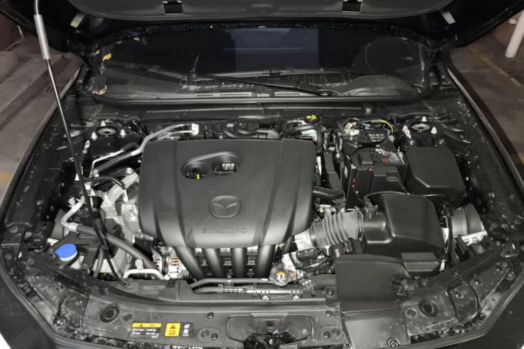 Used Mazda 3 Axela 2025 Model, 2.0L Automatic, Quality Excellence Edition Engine Bay