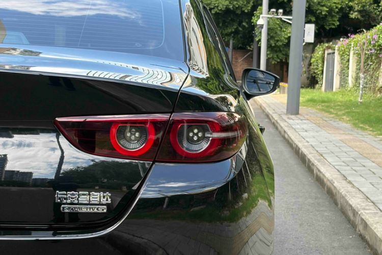 Used Mazda 3 Axela 2025 Model, 2.0L Automatic, Quality Excellence Edition Exterior 5