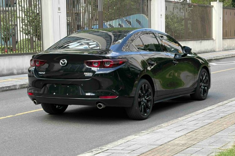 Used Mazda 3 Axela 2025 Model, 2.0L Automatic, Quality Excellence Edition Exterior 7